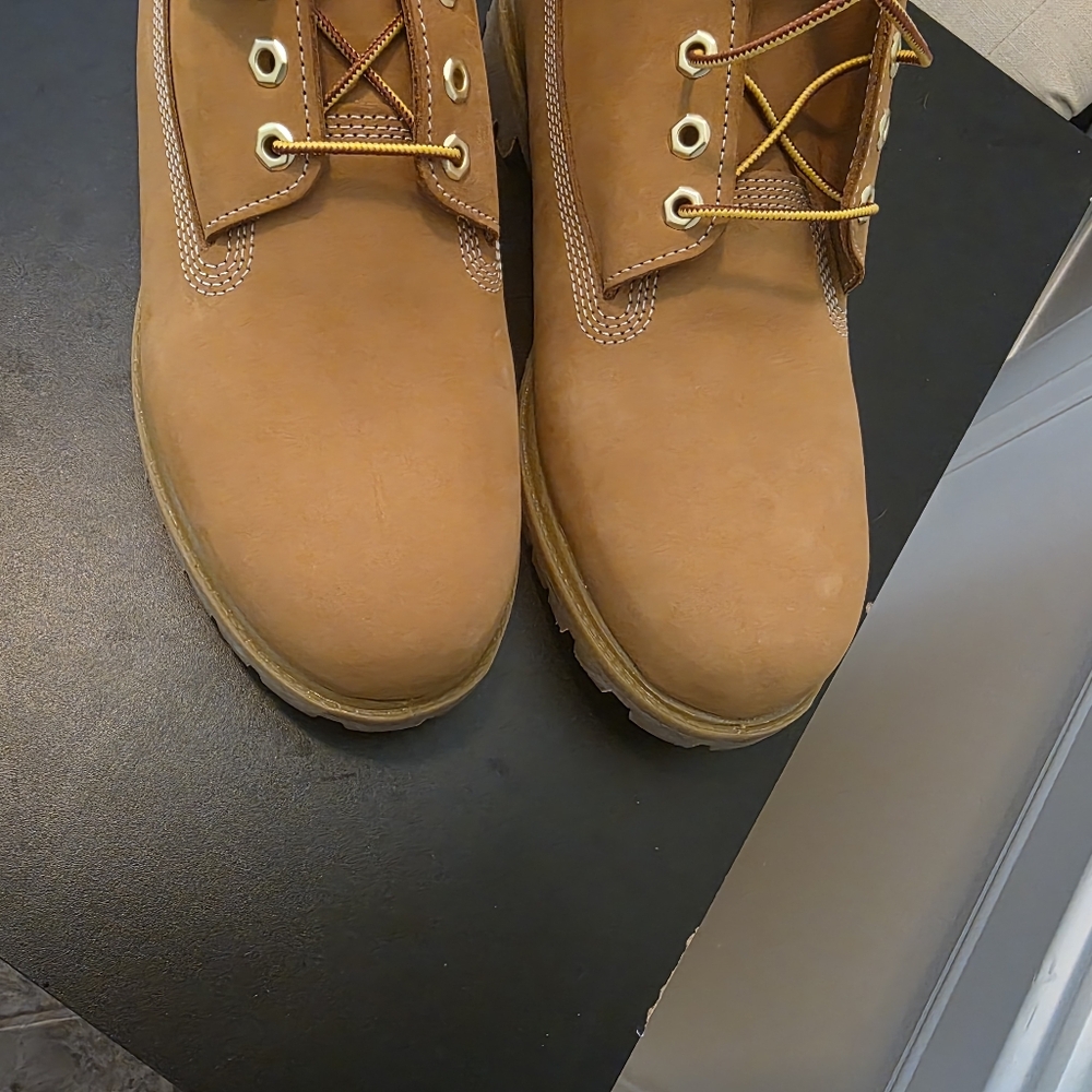 Men's Wheat Timberland Premium 6" Boots - Picture 12 of 15